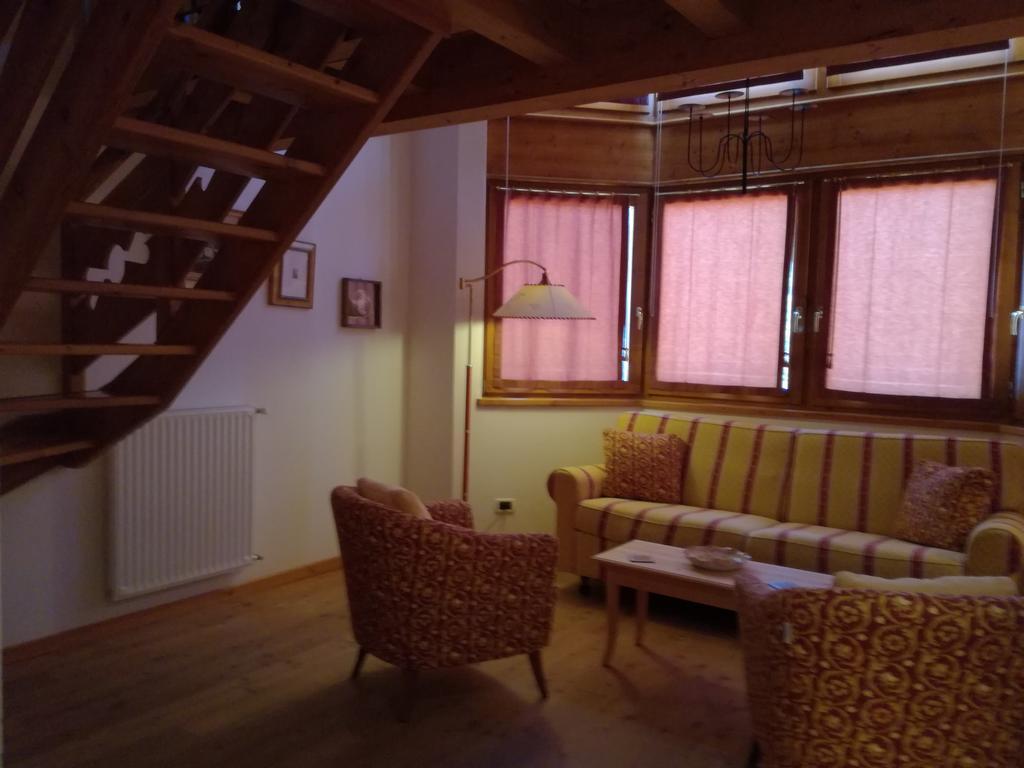 Hotel Ca' Del Bosco Selva di Cadore Exteriör bild